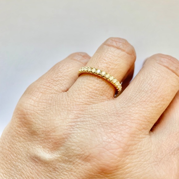 Diamond Band with 15 Round Brilliant Diamonds 14KY - Picture 6 of 8